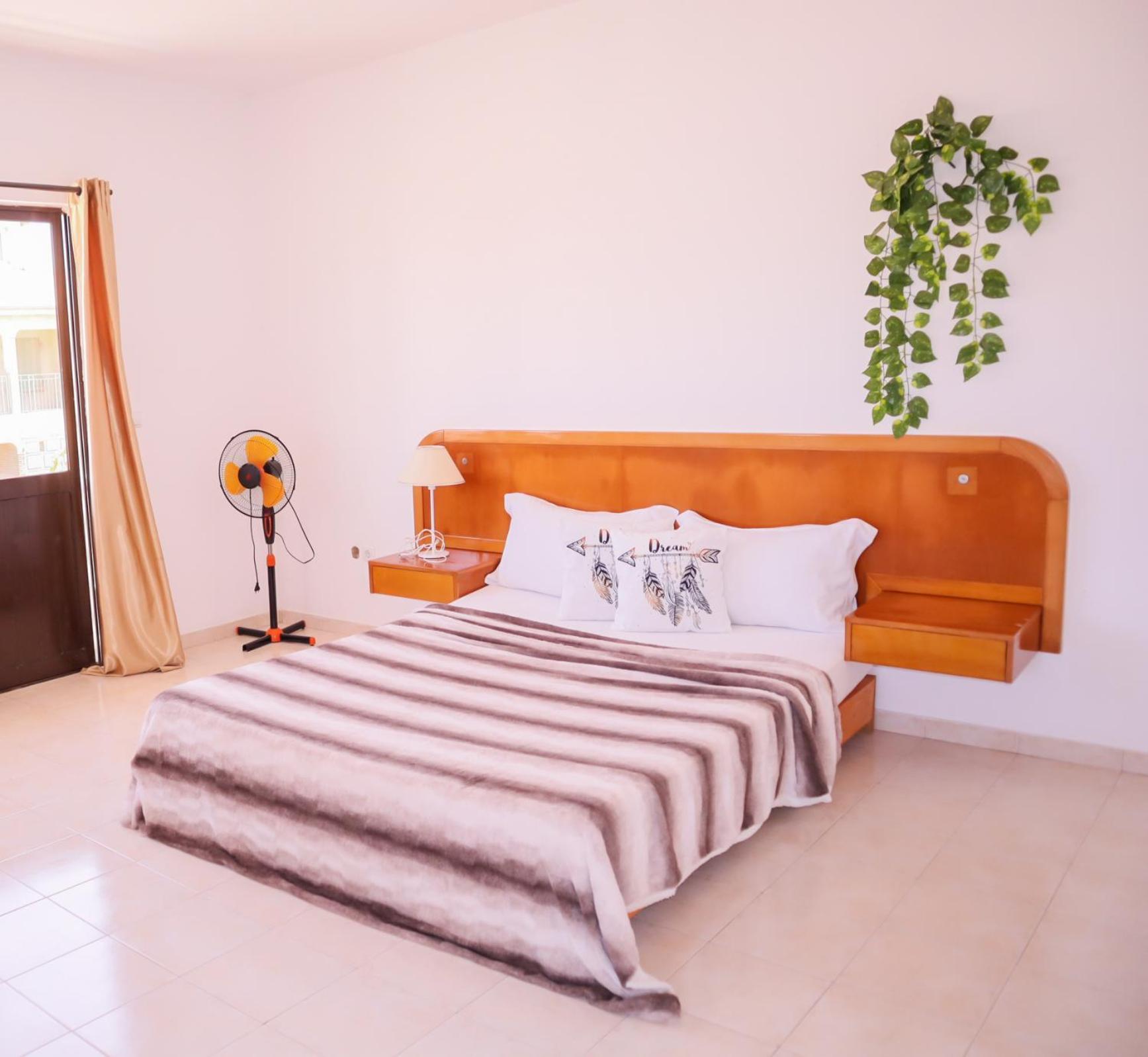 Escape House Apartment ทาร์ราฟาล ภายนอก รูปภาพ